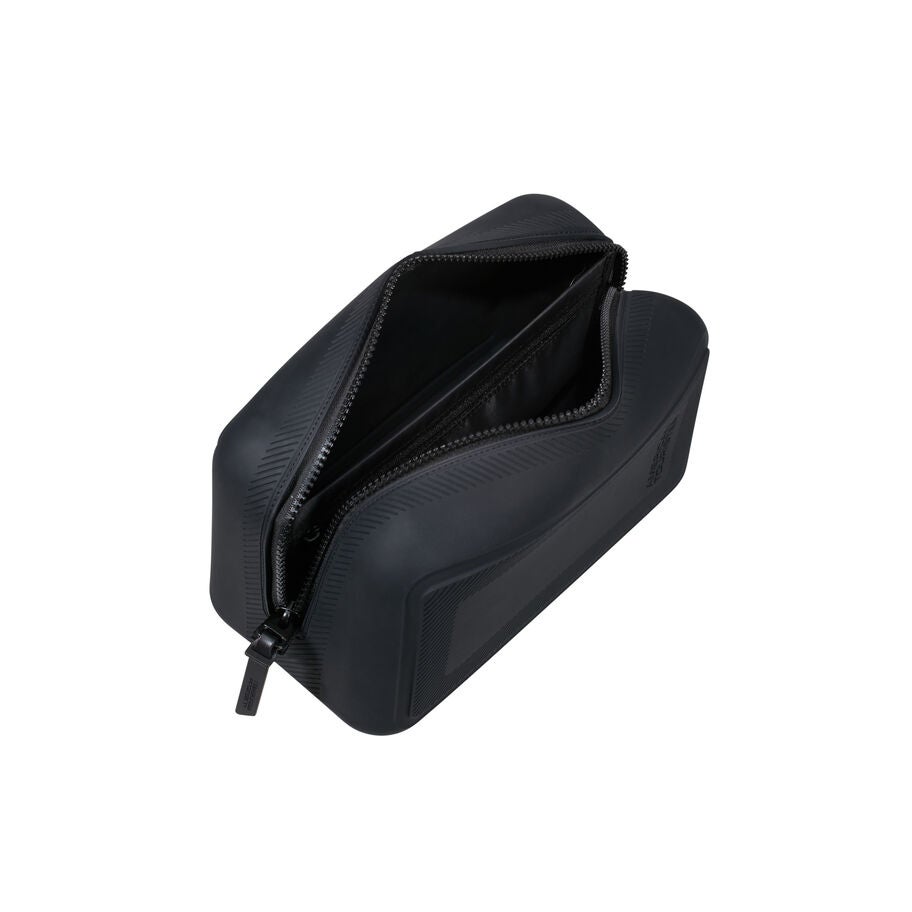 Urban Groove Toiletry Kit in the color Black. image number 1